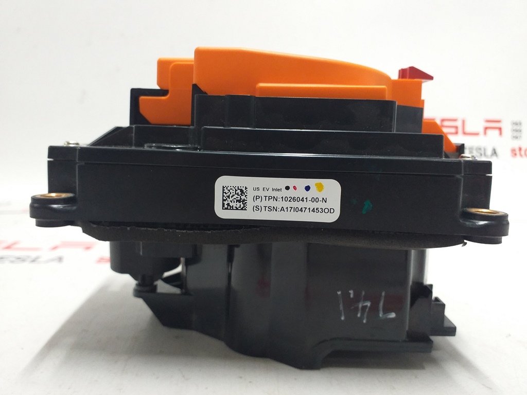 Charging port (for electric drive) GEN2 Tesla model X 1026041-00-O